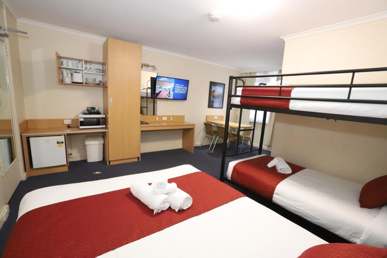 Townhouse Motel Cowra Exteriér fotografie