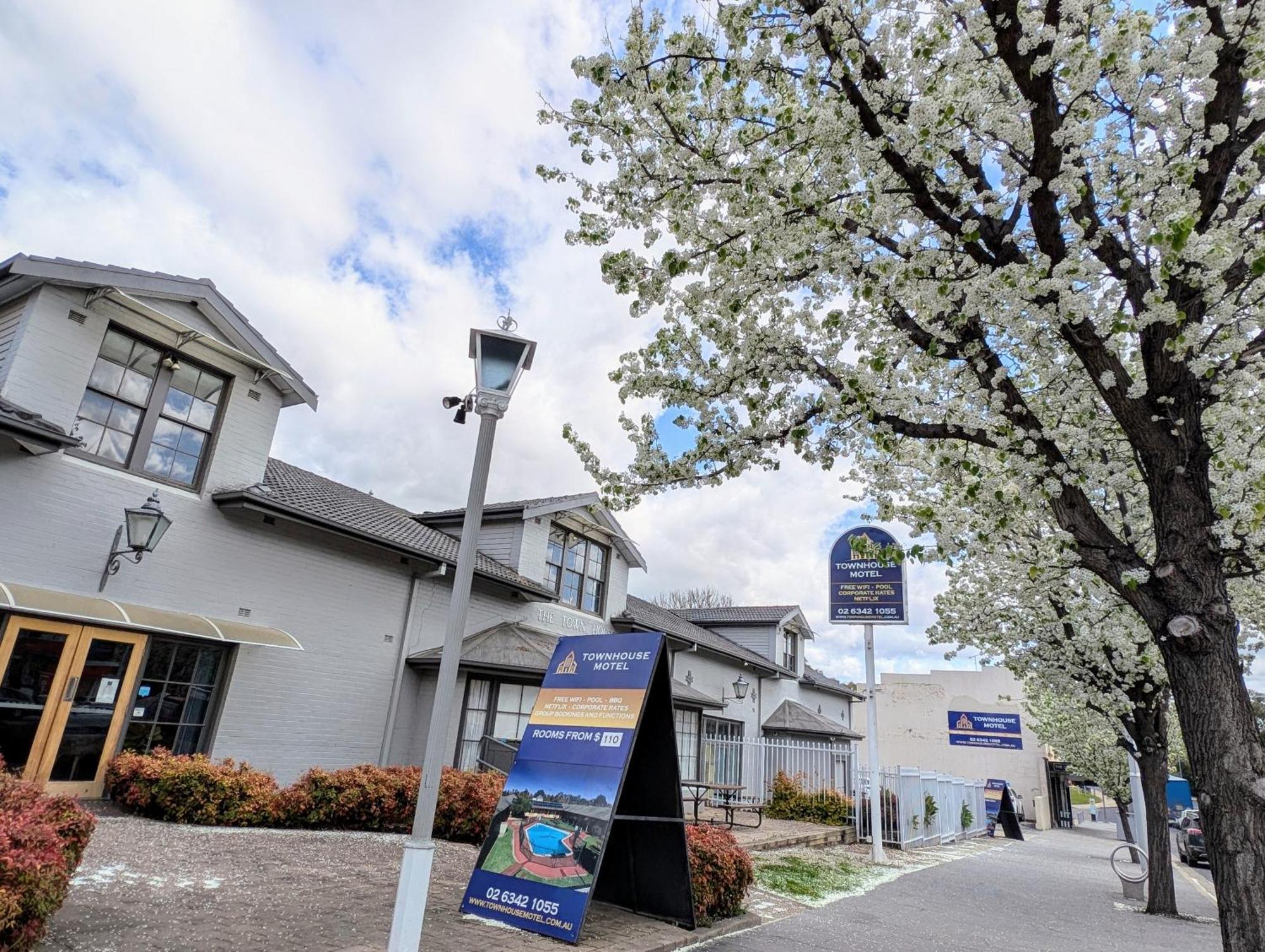 Townhouse Motel Cowra Exteriér fotografie